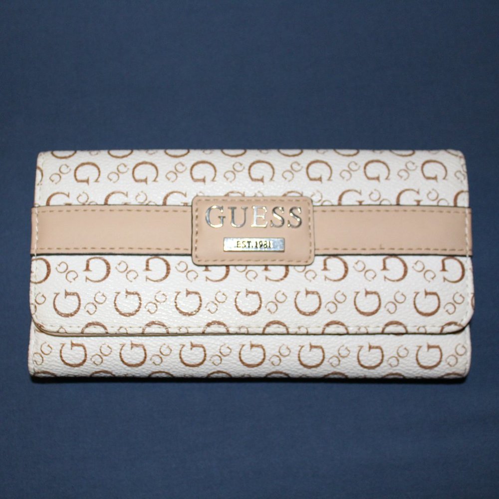 Guess Wallet
